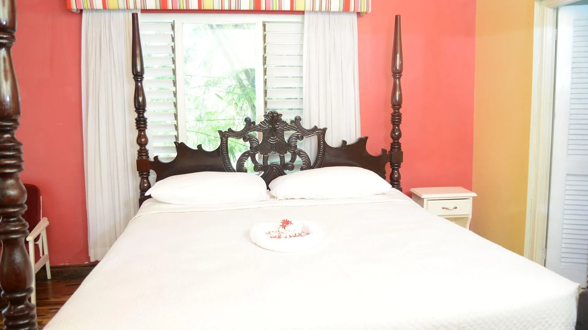 Hotel Coral Seas Garden Resort Negril