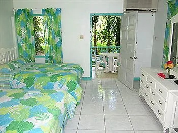 Coral Seas Garden Resort Negril