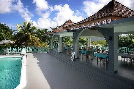 Coral Seas Garden Resort Negril Hotel